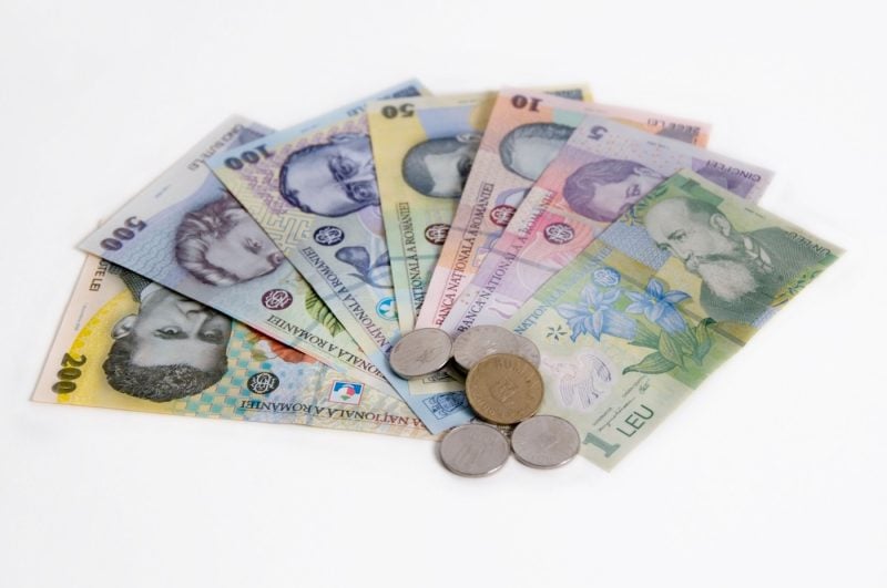 Cum să economisești bani fără să renunți la confort. Metode simple pentru orice buget