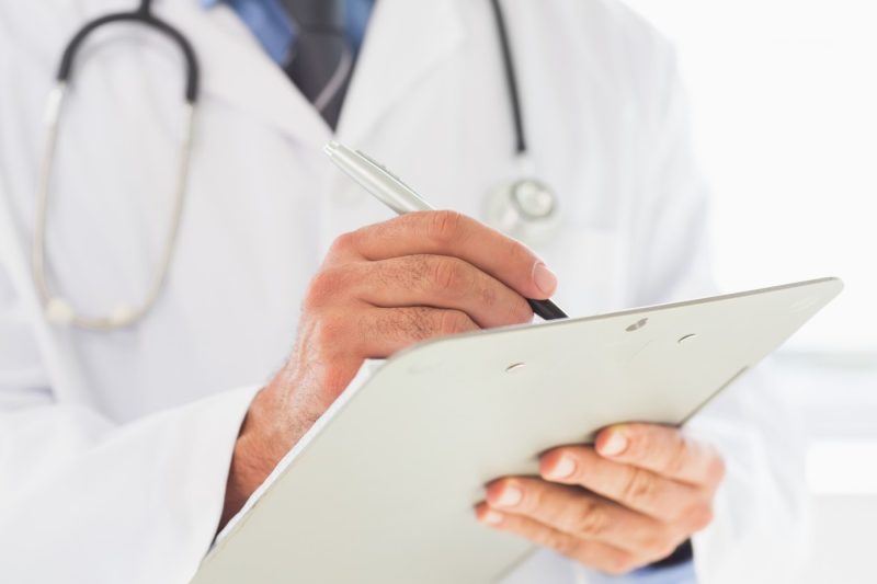 Tabel salarii medici, asistenți și rezidenți. Cum se calculează noile venituri brute, sporurile care se iau în calcul