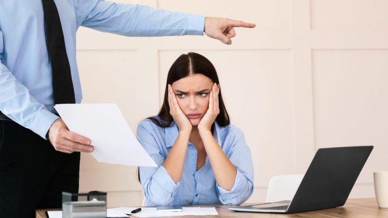 Soluțiile românilor care rămân fără locuri de muncă. Planurile de rezervă ale celor care sunt concediați: „Mă mut la ţară”