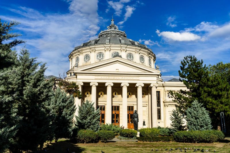 Val de turiști străini în România. Războiul din Iran aduce mai mulţi nemți, britanici și austrieci în țara noastră. Câți bani ar putea lăsa în marile orașe