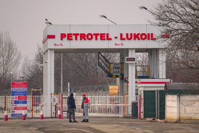 Istoria celei mai vechi rafinării din lume. Rafinăria Petrotel Lukoil din Ploiești va fi redeschisă în curând, ce înseamnă asta pentru economia României
