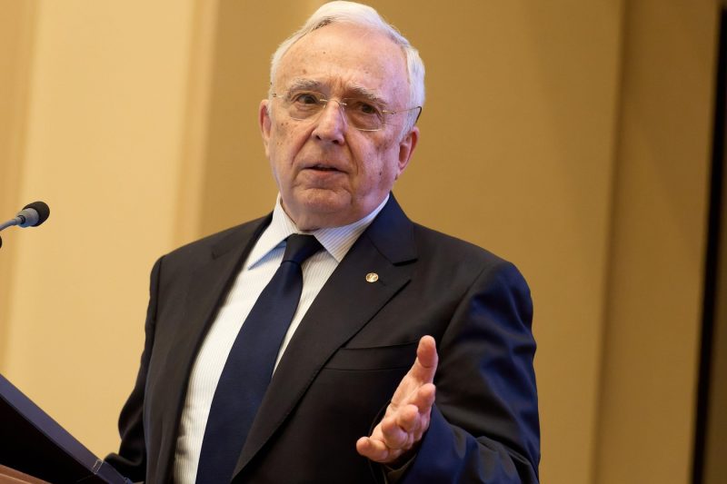 Ce este ROBOR, cum se calculează și care sunt beneficiile lui. Tabel explicativ. Mugur Isărescu: „Nu putem să funcționăm altfel”