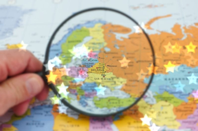 Top 10 cele mai bogate țări din lume surprinde. Nici urmă de SUA sau Germania, ce se ia în calcul pentru a fi pe listă