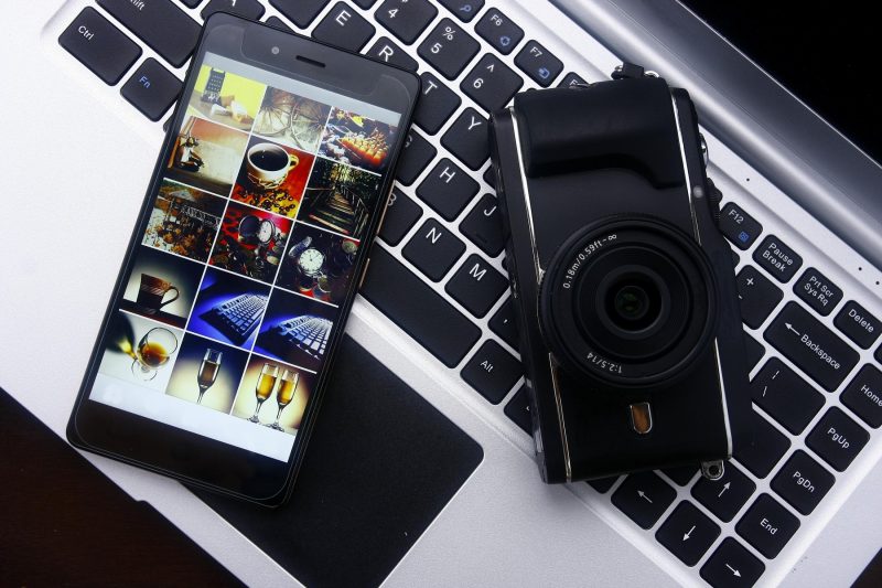 Cum îți faci backup automat la poze fără să plătești nimic: soluția simplă pe care mulți o ignoră