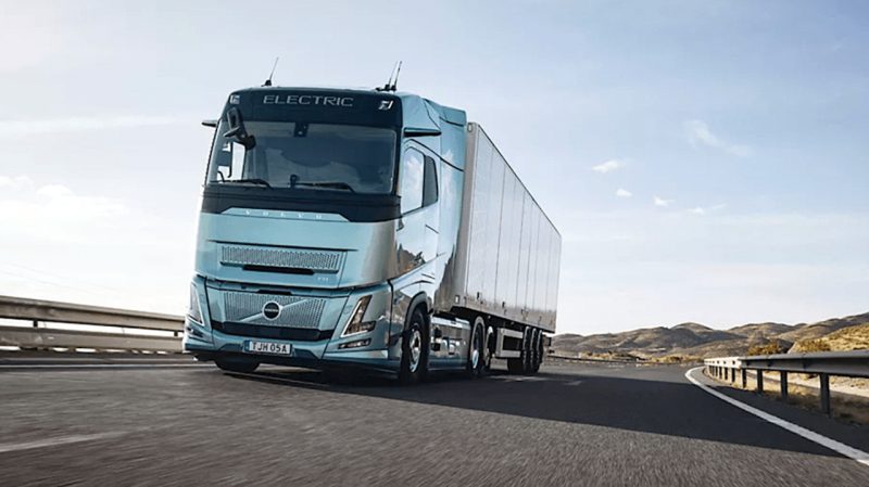 Volvo atacă dieselul unde doare mai tare: noul camion electric promite până la 700 km dintr-un foc