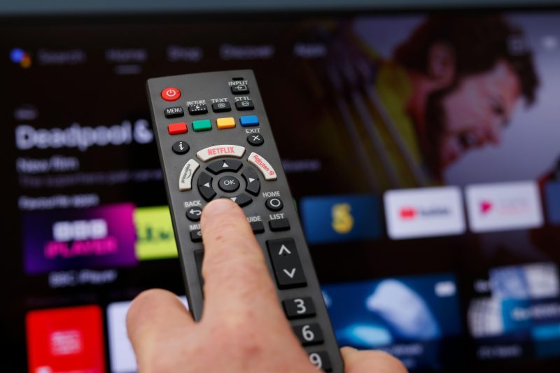 Televizorul tău Android TV poate deveni acum un centru complet pentru casa inteligentă. Noua funcție Homey ajunge inclusiv pe televizoarele LG