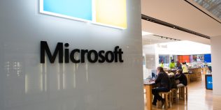 Microsoft schimbă strategia AI: mai puțin OpenAI, mai multe modele proprii pentru Word și Excel