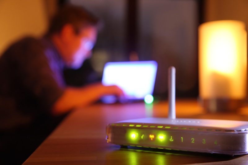 Orice router Wi-Fi modern poate deveni un sistem de supraveghere invizibil, avertizează cercetătorii