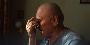 Demența începe cu „gafe” aparent banale. Medic neurolog: „Pacienții ajung, din păcate, când boala este deja coaptă”
