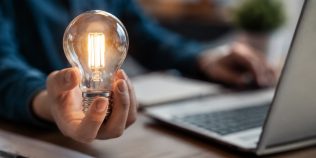 ANRE pregătește un „semafor” al furnizorilor de energie. Reclamațiile clienților vor influența clasamentul companiilor