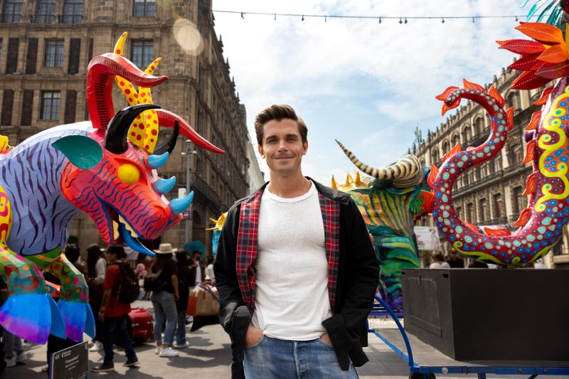 Antoni Porowski pornește într-o aventură spectaculoasă pe National Geographic. Orașele celebre pe care le descoperă dincolo de traseele turistice