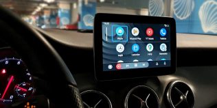 4 comenzi din Android Auto pe care mulți șoferi nu le folosesc. AI-ul schimbă totul la volan
