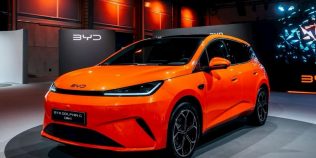 BYD aduce hibridul care poate enerva Toyota: 1.040 km autonomie și preț sub 19.000 de euro