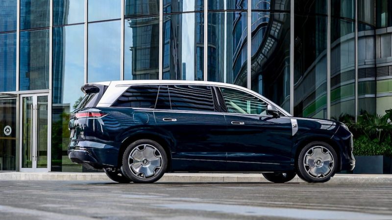 BYD aduce în Europa SUV-ul electric care a strâns 150.000 de comenzi. Great Tang promite 950 km autonomie și preț surpriză