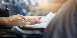 Bacalaureat 2026. Reguli pentru elevi: ce este interzis în sală și condițiile de promovare