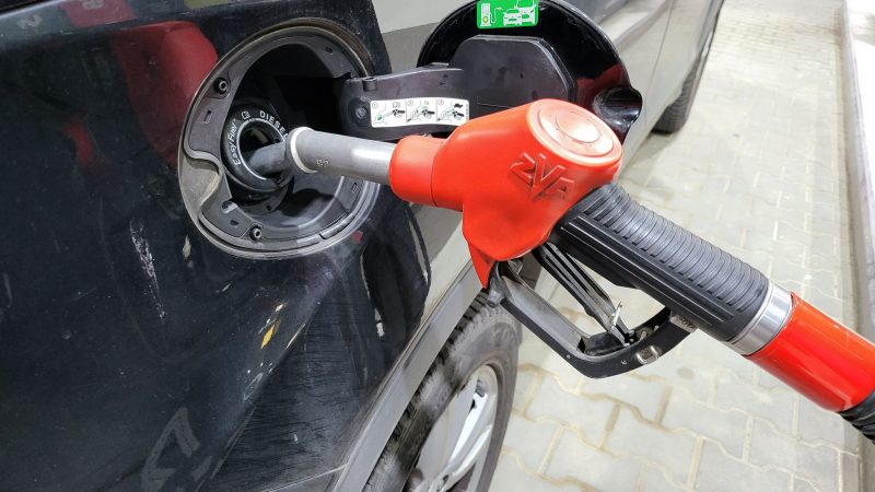 În China, benzina dispare din topul vânzărilor. Primele 16 cele mai cumpărate mașini sunt electrificate