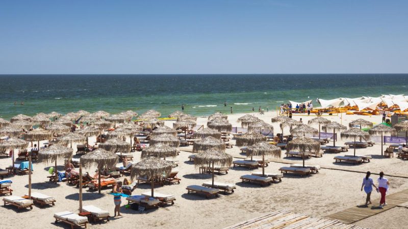 Cât costă un sejur de șapte zile la Mamaia în iulie. Suma pe care o cheltuie o familie pentru cazare și mâncare