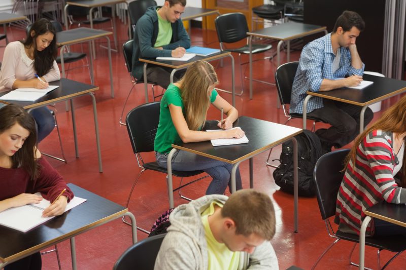 Ce note trebuie să obții pentru a promova BAC 2026. Explicațiile unui inspector școlar