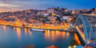 Cele mai sigure destinaţii europene. Unde poţi călători fără frica dronelor sau rachetelor