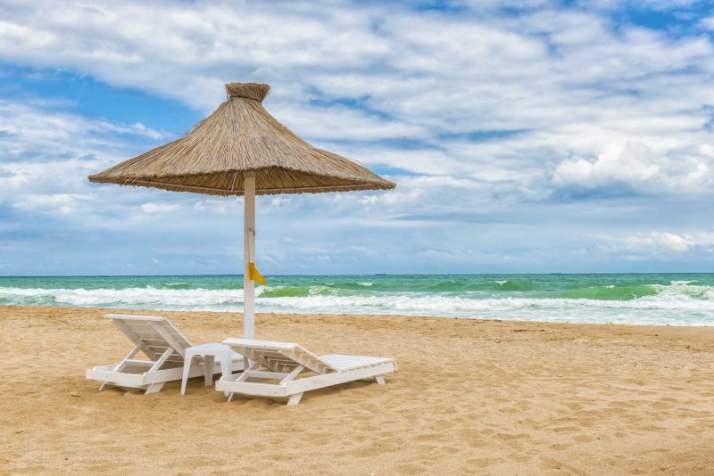 Cum funcţionează bacteria „devoratoare” care se înmulțește rapid în Marea Neagră. Tot ce trebuie să ştie turiştii de pe litoralul românesc