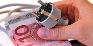 Cum poţi scădea factura la curent cu 25%. Soluţia găsită de nemţi pentru a economisi bani lunar