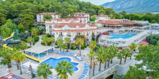 Experiment într-un hotel intens criticat din Turcia. A mers la cel mai ieftin all-inclusive ca să verifice recenziile, verdictul turistului, neaşteptat