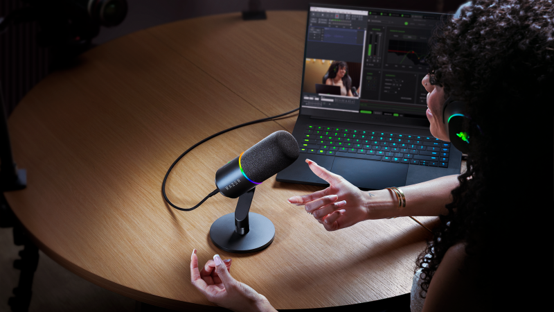 Razer lansează Seiren V3 Pro, microfonul care promite sunet de studio pentru streameri și creatori de conținut