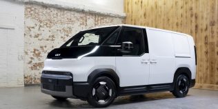 Duba electrică de la Kia se vinde atât de bine încât producția nu mai ajunge. PV5 devine surpriza flotelor din Europa