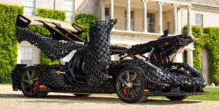 Mașina Lego care a făcut istorie la Goodwood: Koenigsegg în mărime naturală a prins peste 100 km/oră