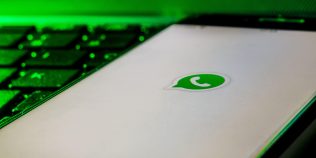 O nouă înşelăciune pe WhatsApp. Cum sunt păcăliţi românii în numele unor hoteluri, datele pe care să nu le dai niciodată