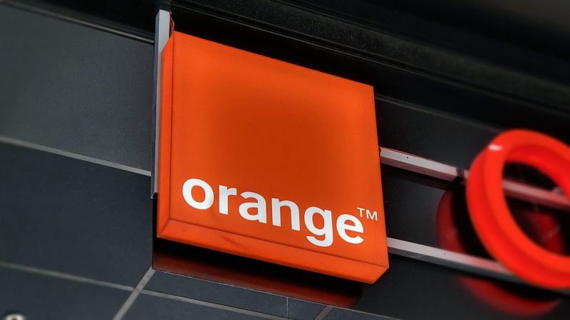 Anunțul Orange pentru toți românii care ajung pe litoral în 2026. Cum a luat fața Vodafone și Digi, conform ANCOM