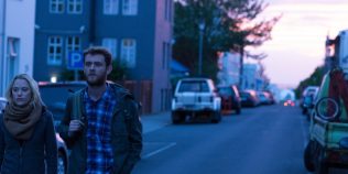 Te trezești și toți oamenii au dispărut. Ce faci? Bokeh, filmul care transformă o idee simplă într-un coșmar existențial REVIEW