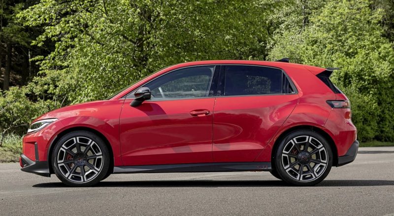 Volkswagen pregătește al doilea GTI electric: hatchback-ul de 322 CP care poate face uitat Golf GTI