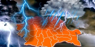 Vreme extremă în România. Caniculă și furtuni în aceeași zi. Județele vizate de codul galben