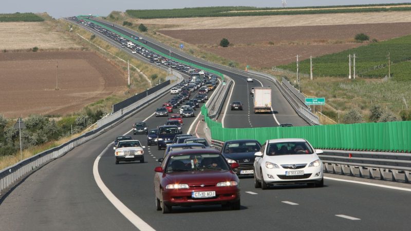 Vibrații la viteze de autostradă care dispar dacă iei piciorul din accelerație: roți sau transmisie, cum separi cauzele