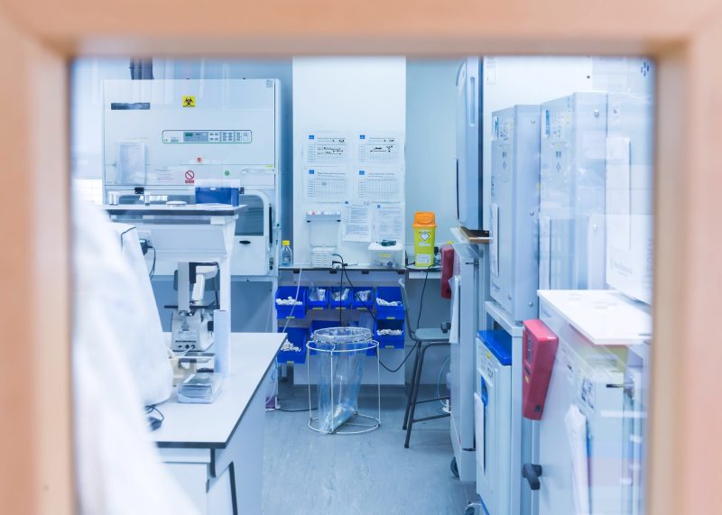 Un nou medicament dă speranță pacienților cu cancer pancreatic. Cercetătorii vorbesc despre un posibil punct de cotitură în oncologie