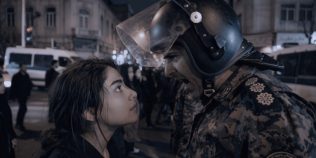 Filmul despre violențele din Iran care nu a fost filmat niciodată. Toate imaginile au fost create cu AI
