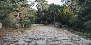 Cum construiau romanii drumuri perfect drepte acum 2.000 de ani: metoda ingenioasă cu balize și instrumentul groma