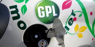 Dacia cu GPL din fabrică vs GPL montat ulterior: diferențe de cost, garanție și probleme posibile