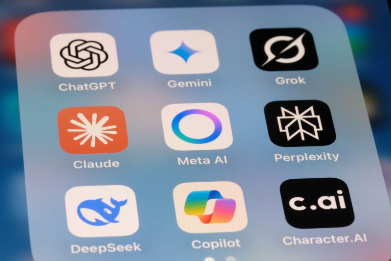 Microsoft ia în calcul un model AI chinezesc pentru Copilot. Decizia ar putea stârni controverse în SUA