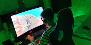 Ce monitor să îți cumperi. Cinci modele care atrag atenția prin specificații și preț