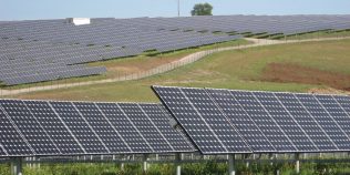 Energia solară a depășit cărbunele în SUA pentru prima dată. Momentul care arată cât de repede se schimbă lumea