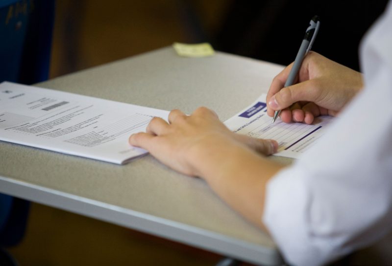 Evaluarea Națională 2026: Ce reguli trebuie să respecte elevii pentru a evita eliminarea din examen
