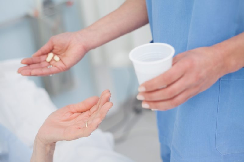 Câți ani trebuie să lucrezi ca asistent medical pentru o pensie cât mai mare. Regula pe care mulți o află prea târziu