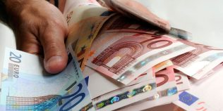 Notificări ANAF pentru veniturile din străinătate. Ce trebuie să facă românii care au încasat bani în 2025 din Germania, Italia sau Marea Britanie