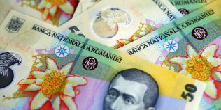România se împrumută cu un miliard de euro pe săptămână. Nota de plată va ajunge la fiecare român, cum suntem afectaţi direct