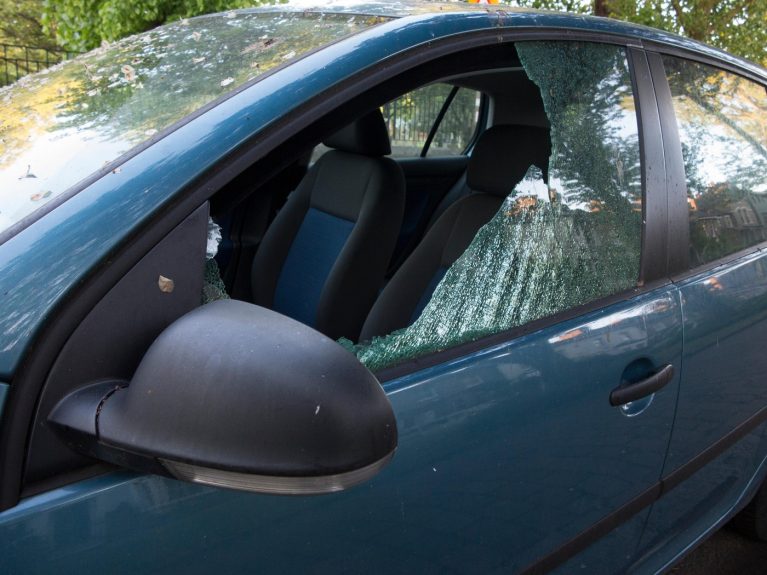 Turiști români, lăsați fără bani și bagaje în Grecia. Zonele unde au fost raportate cele mai multe incidente