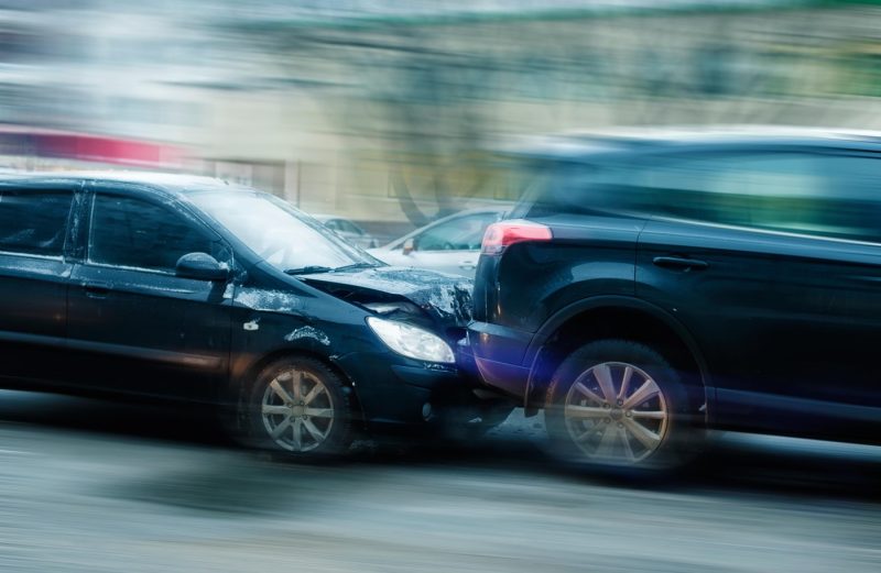 Luna și orele la care au loc cele mai multe accidente rutiere. Cum poți evita cele mai frecvente pericole din trafic
