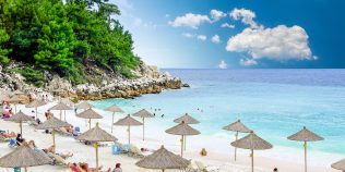 Ce nu ai voie să iei de pe plajele din Grecia. Amenzile pot fi usturătoare