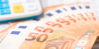 Locul de muncă unde ai şase luni libere pe an și ești plătit și când stai acasă. Nu ai nevoie de facultate, meseria atrage tot mai mulți tineri